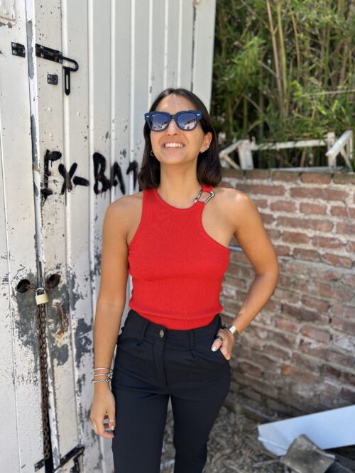 MUSCULOSA MARQUESA ROJA