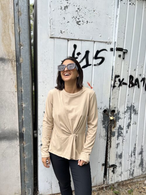 REMERA AIDA - BEIGE